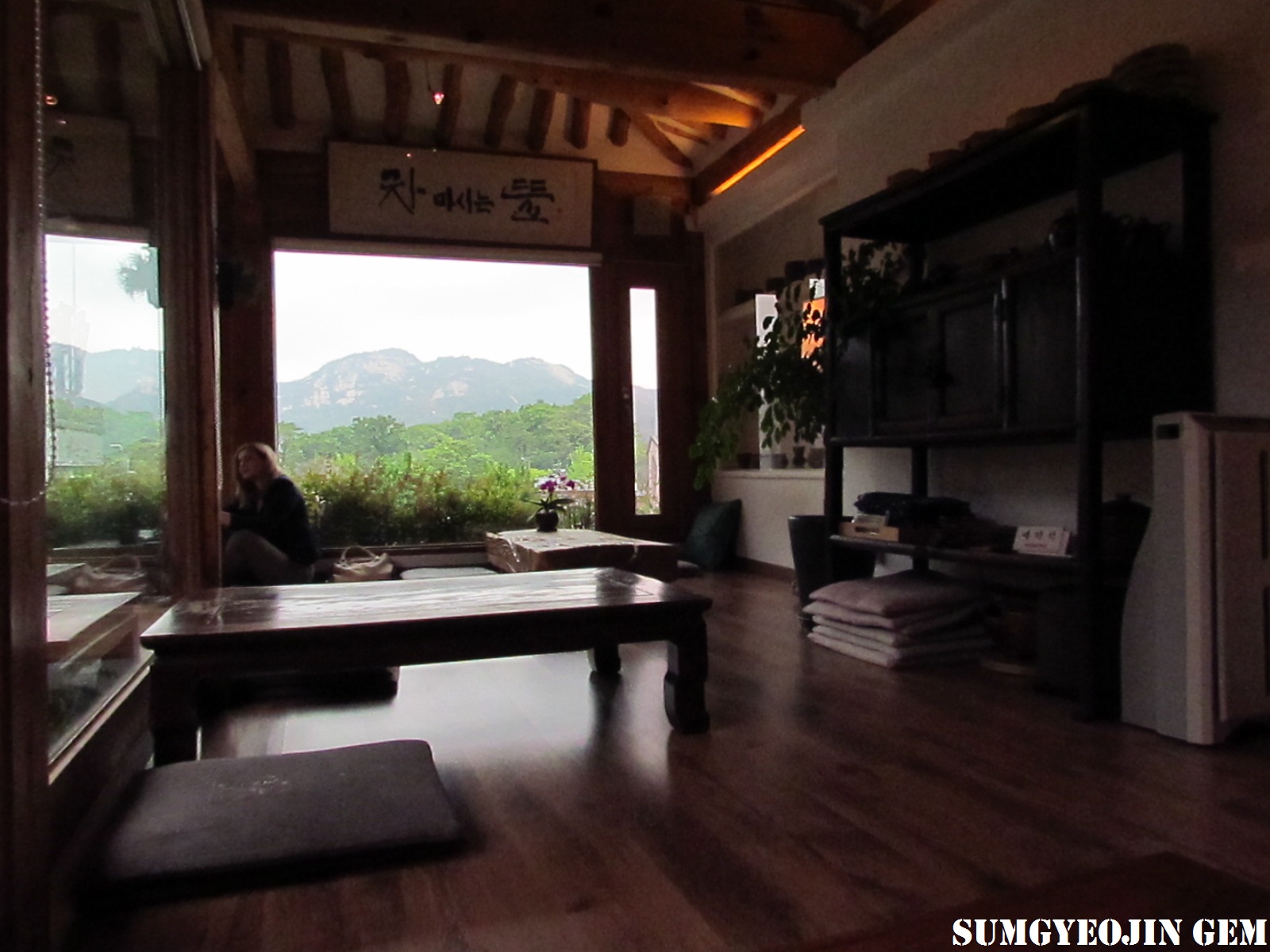  Traditional Teahouses in Bukchon and Insadong Seoul 
